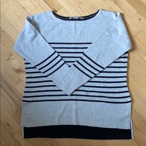 Athleta sweater